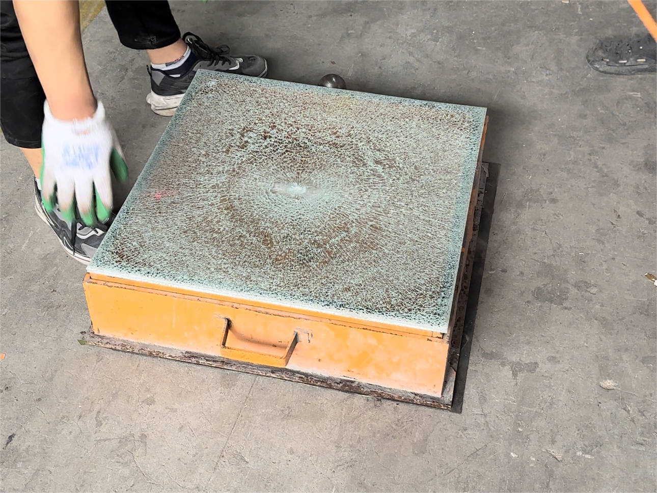 防砸玻璃的特性